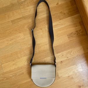 Rothys saddle handbag in ecru and black